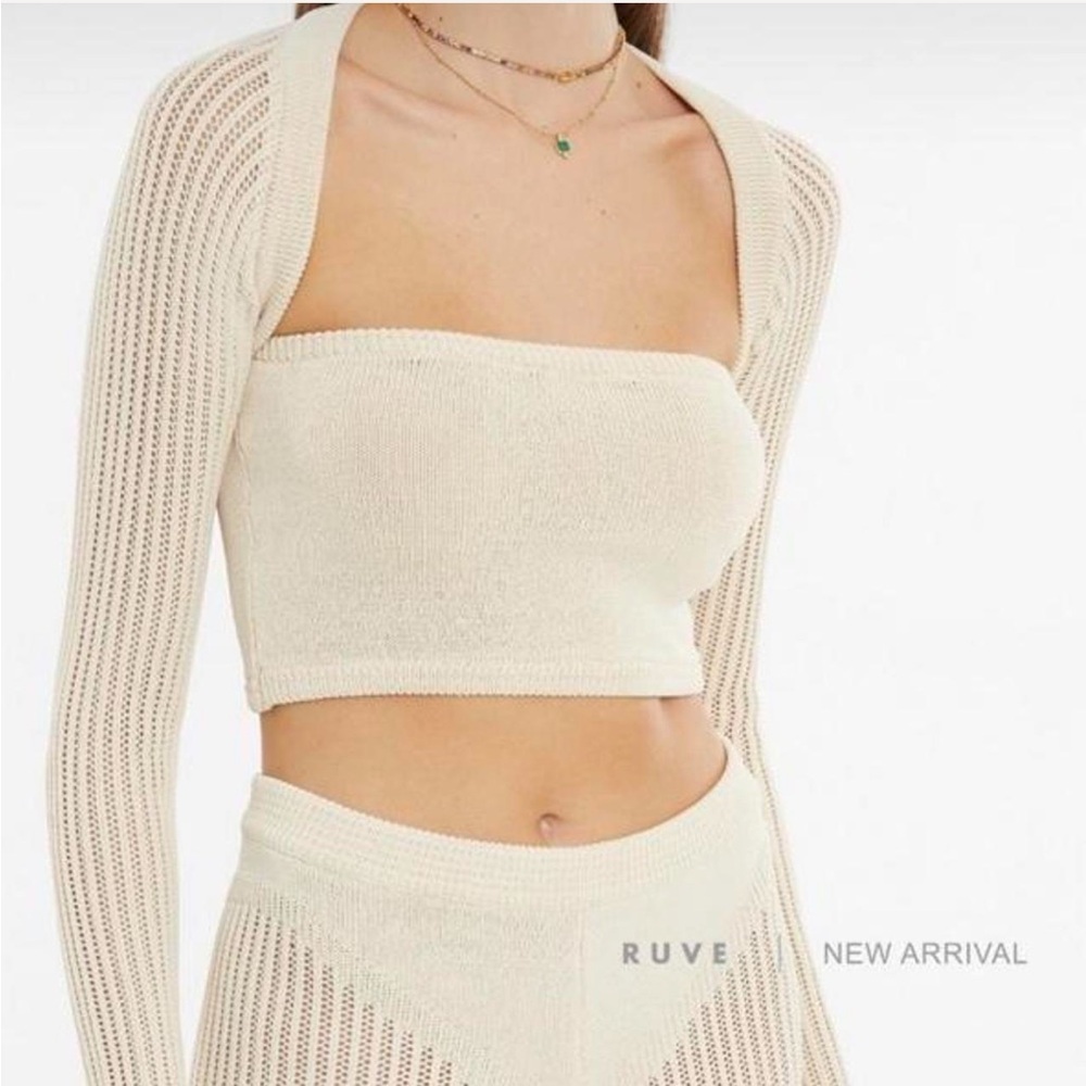 ✨ RUVE SHOP NOA TOP ✨